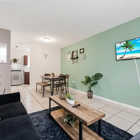 Stylish 2Br Escape In Miami Close To Downtow Exterior photo