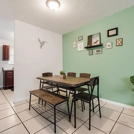 Stylish 2Br Escape In Miami Close To Downtow Exterior photo