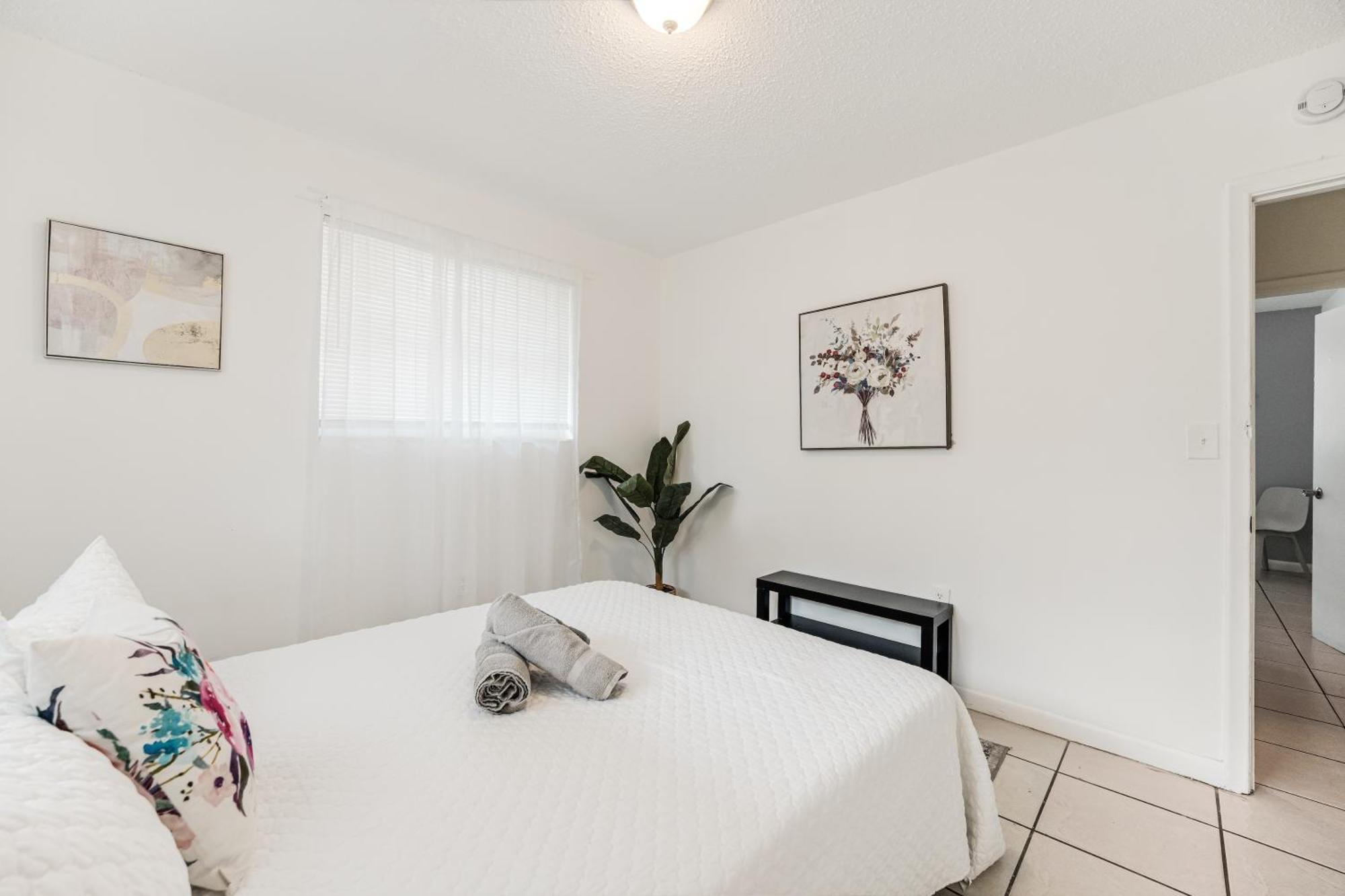 Bright & Cozy 2Br Walk To Brickell & Calle 8 * Miami